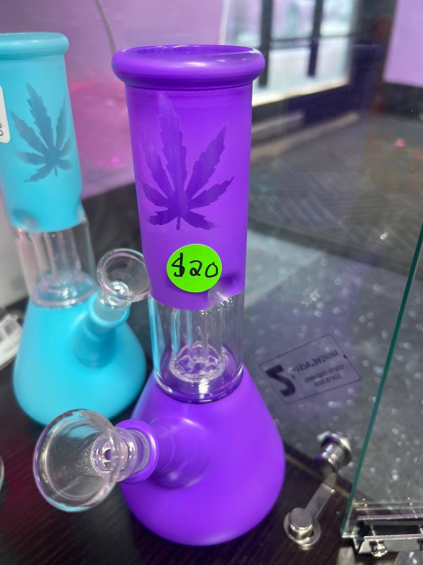purple mmj leaf water pipe