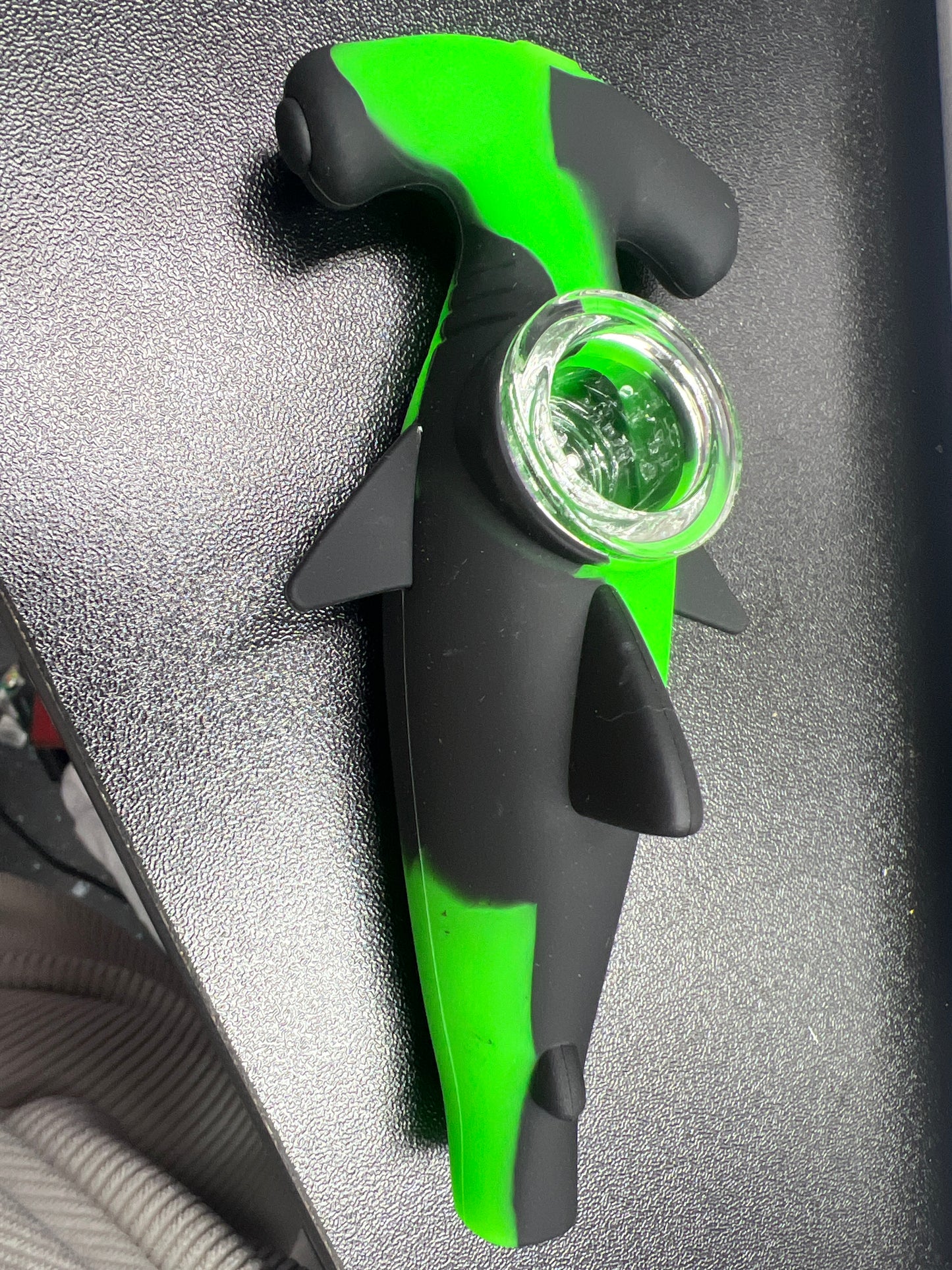 Shark Silicone Hand Pipe