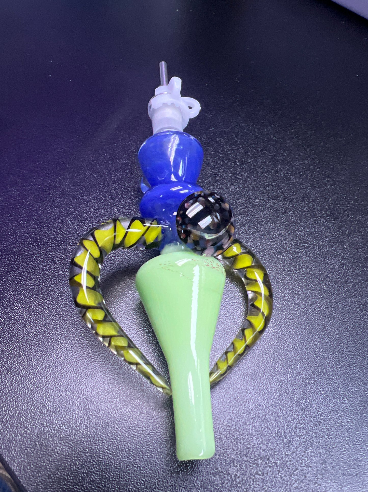 Horn Decal Nectar Collector with Bead Accent