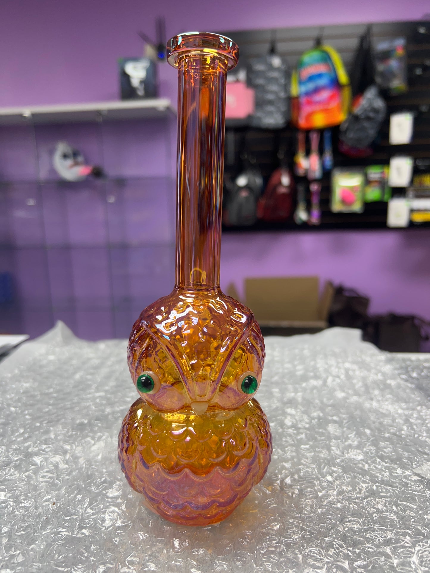 Orange owl water pipe