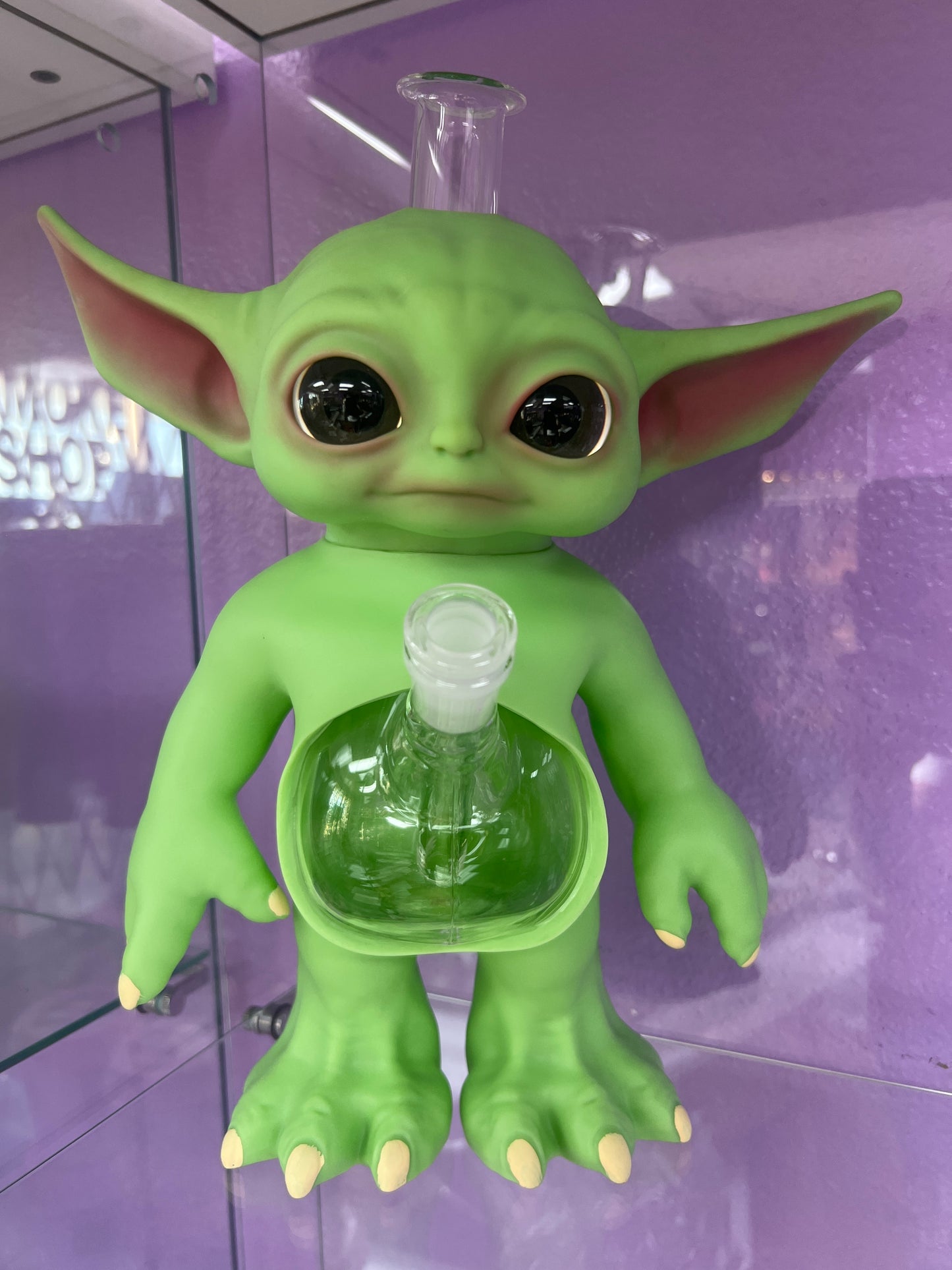Baby Yoda Bong (Large)