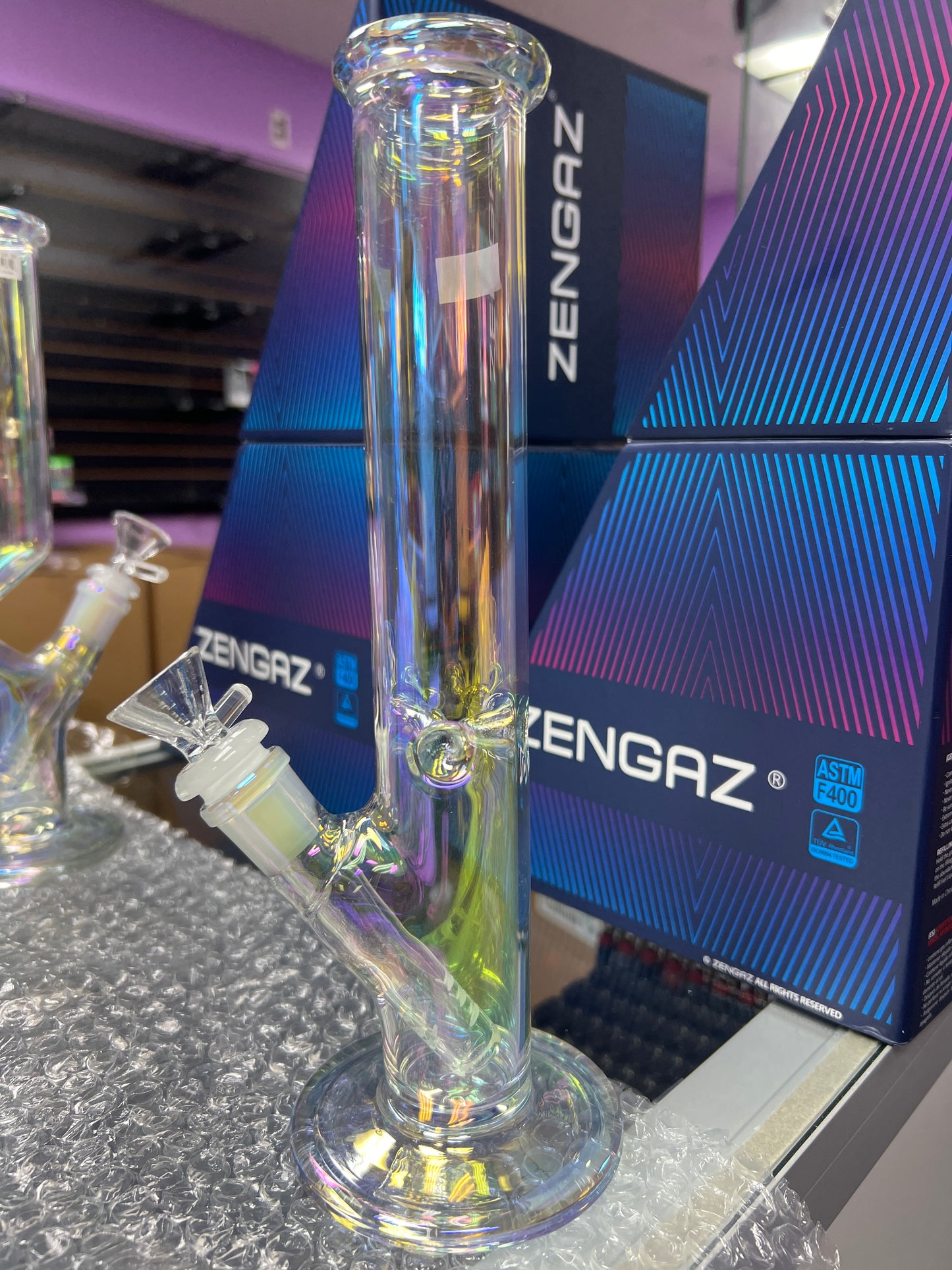 Iridescent straight water pipe