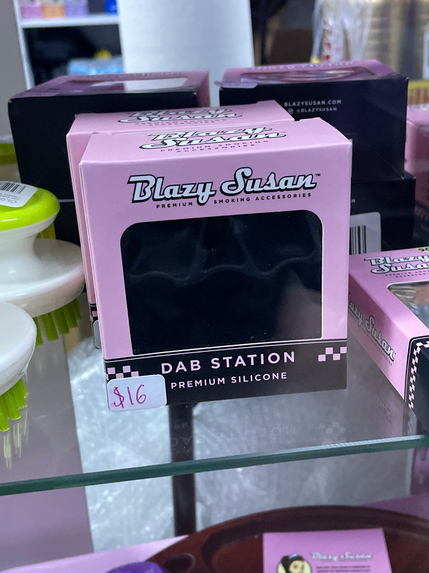 Blazy Susan Deluxe Ashtray Pink