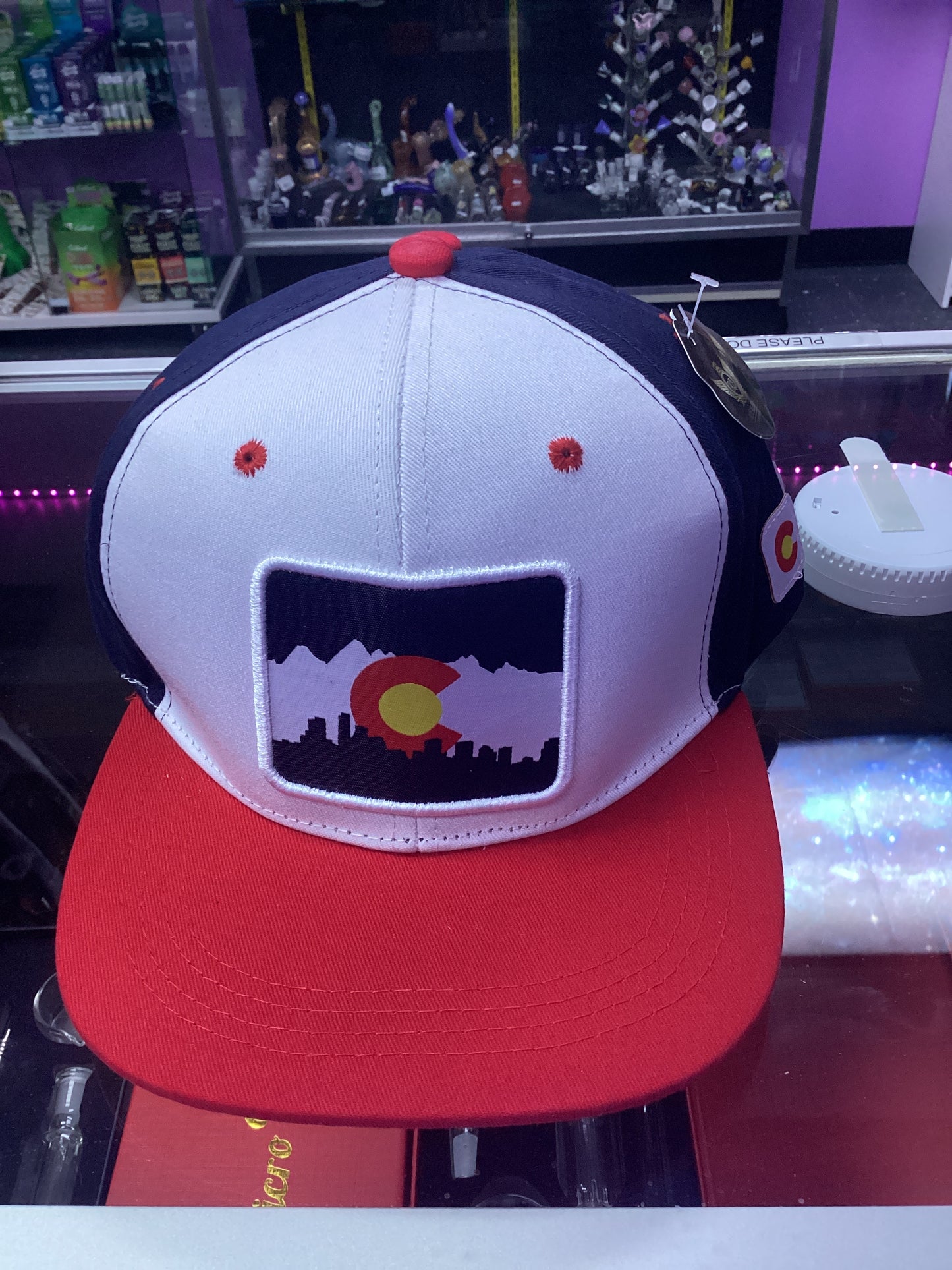 Colorado White and Red Caps