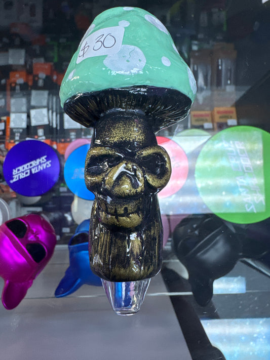 Mushroom Skull Hand Pipe