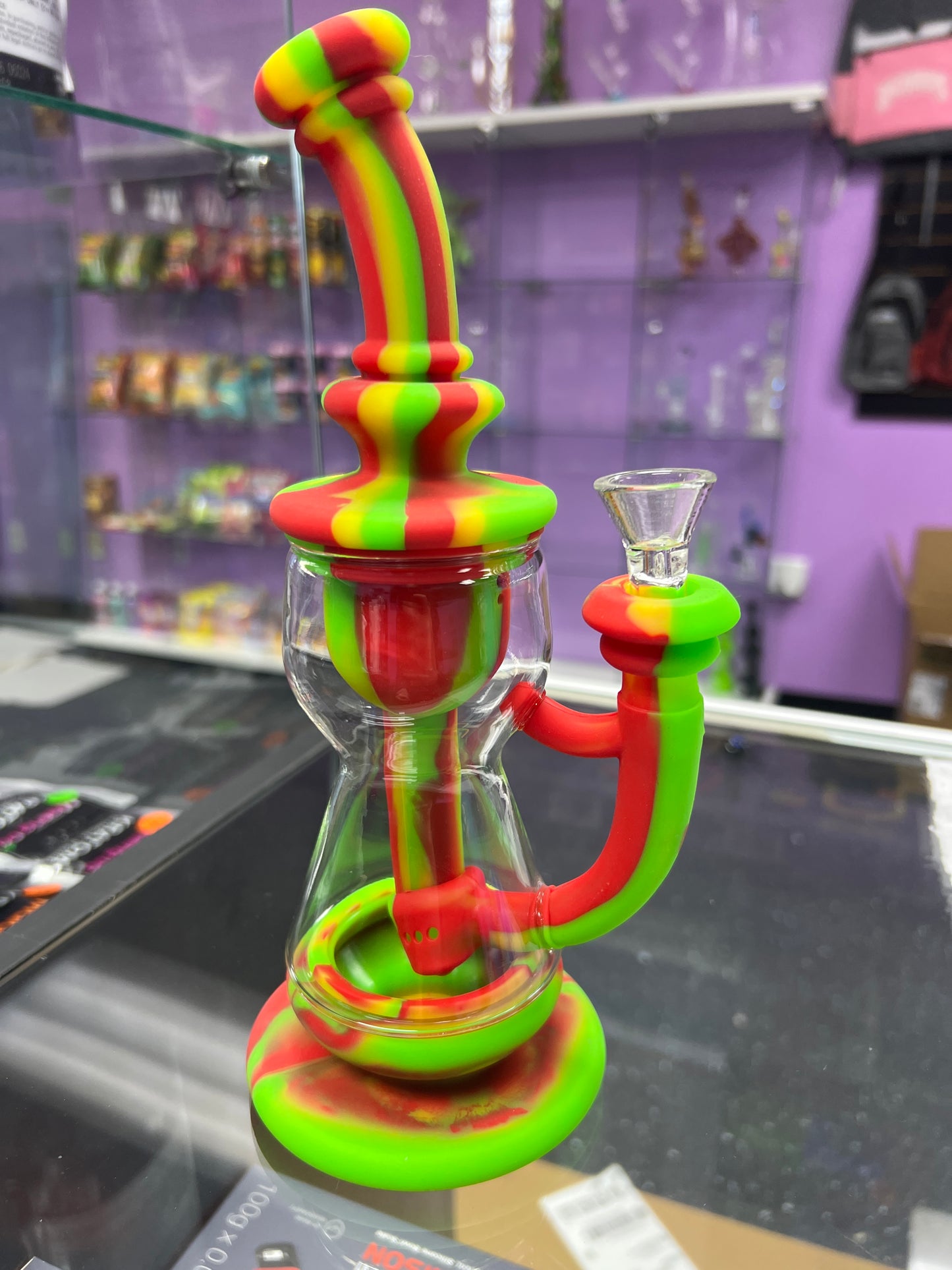 Silicone Water Pipe - Green Yellow & Red